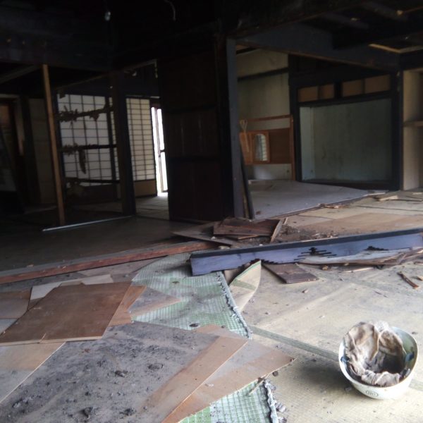 内観／居間　2017.04.20