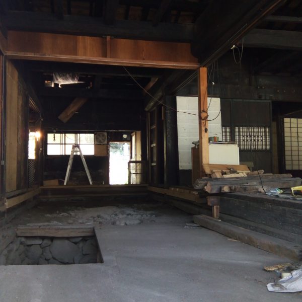 内観／土間　2017.05.23