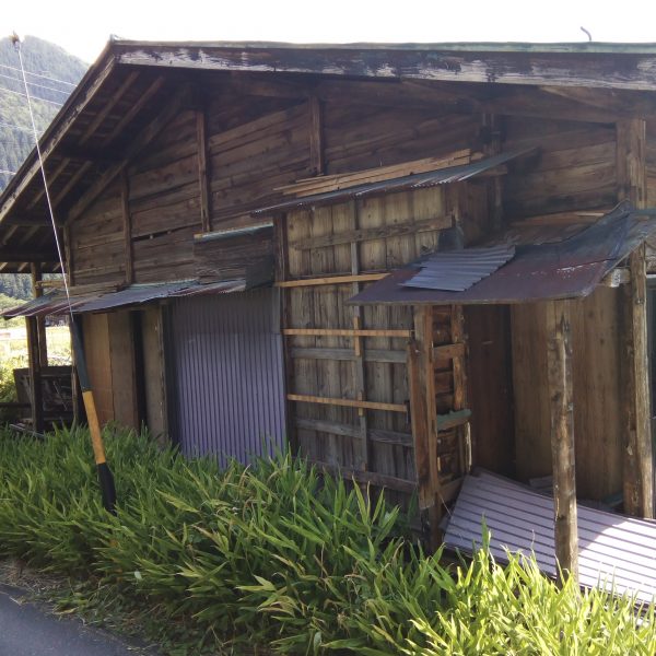 外観／右壁　2017.07.11