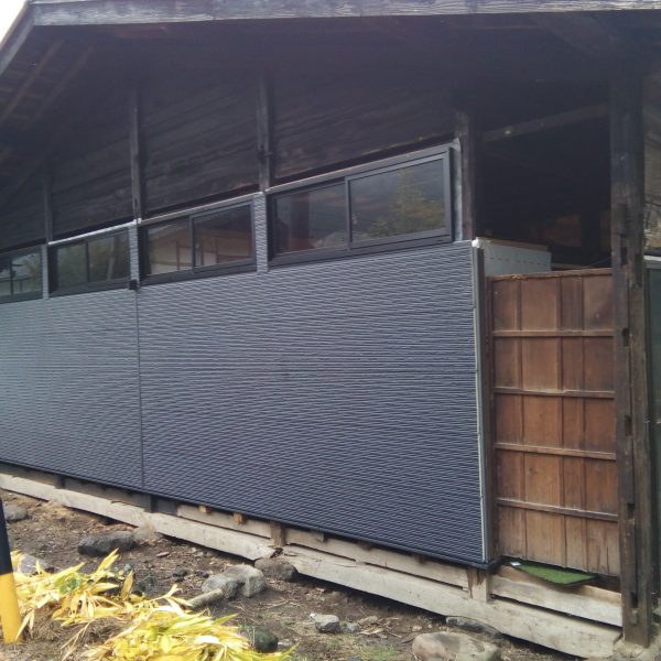 外観／右壁　2017.11.08