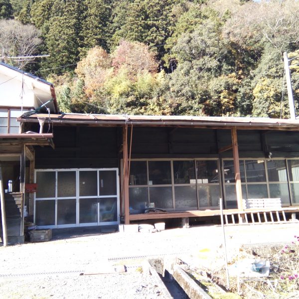 外観／玄関とテラス　2017.11.21